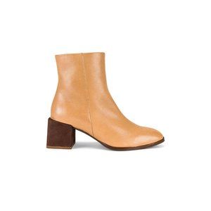 Seychelles Siesta Bootie in Beige & Brown